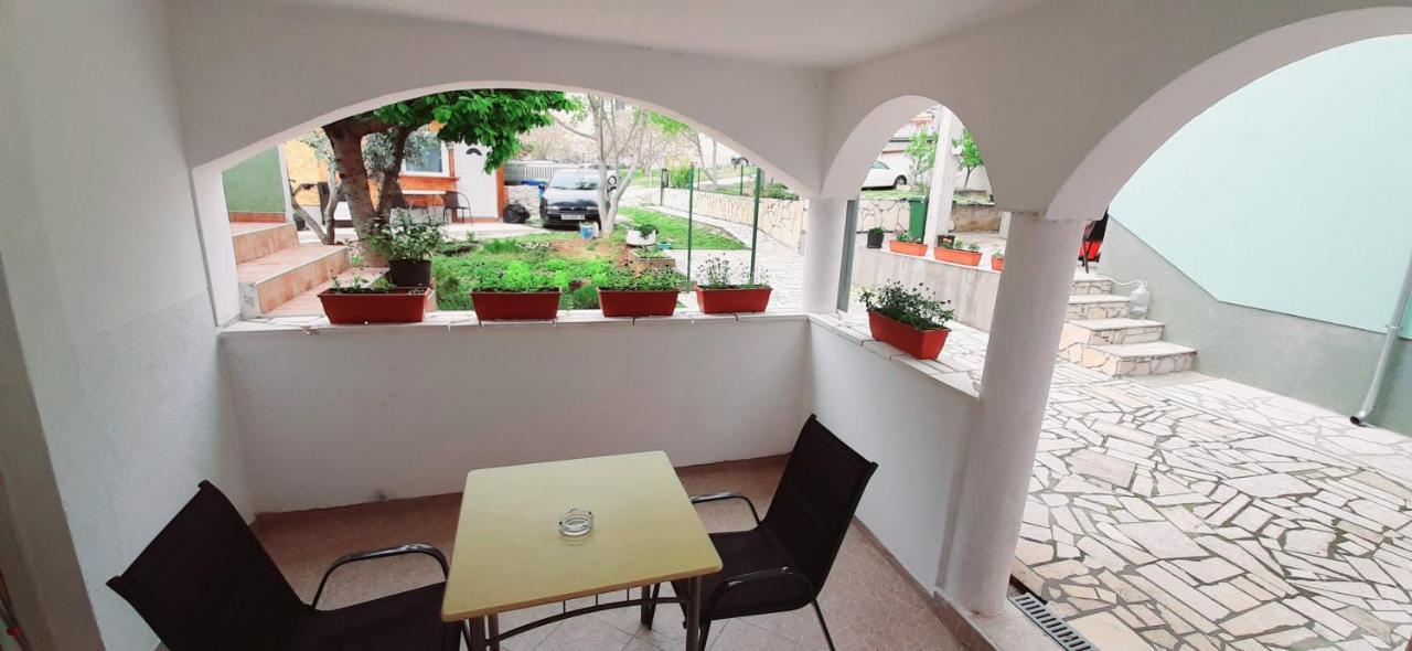 Ema & Sea Apartment'S Pula Dış mekan fotoğraf